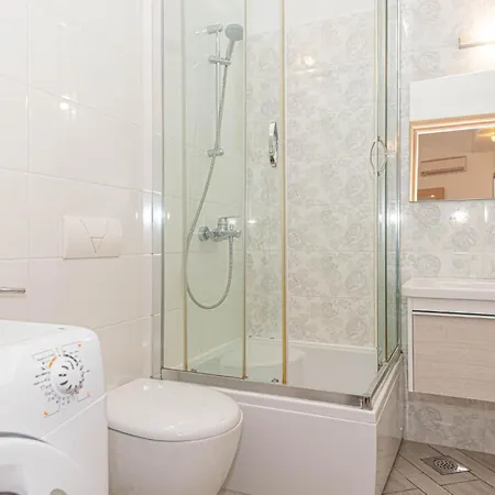 Lovely In With Kitchen Brodarica (Sibenik-Knin)